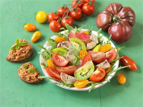 Salade de tomates et sa tartinade provençale